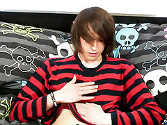 Horny Mikey Red Stretches His Tigh Ass With Butt Plug