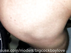 A store employee was fucked in a public toilet. ðŸ’¦ It's fucking Hot