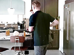 Stepbrother's Sultry: the Innocent Gamer's Deepthroat Surprise