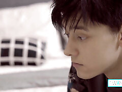 Big Dicked Lucas A Gives Cute Logan S A Deep Bedtime Fuck!