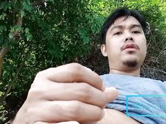 Male squirting a lot of sperm came out