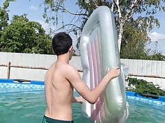 Swimming Pool Blowjob